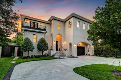 4704 Willow Street, Bellaire, TX 77401 - Photo 1