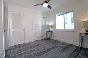 2310 McDuffie St, Houston, TX 77019 - Photo 12