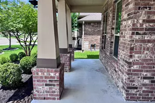 2938 Fox Ledge Ct, Conroe, TX 77301 - Photo 4
