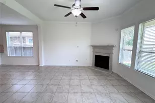 2938 Fox Ledge Ct, Conroe, TX 77301 - Photo 10