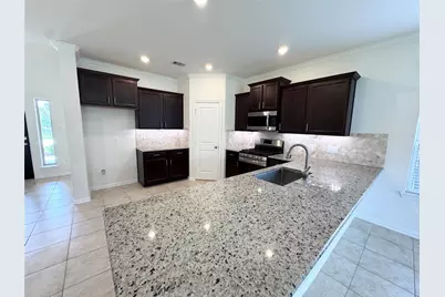 2938 Fox Ledge Court, Conroe, TX 77301 - Photo 8