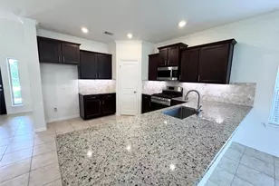 2938 Fox Ledge Ct, Conroe, TX 77301 - Photo 8