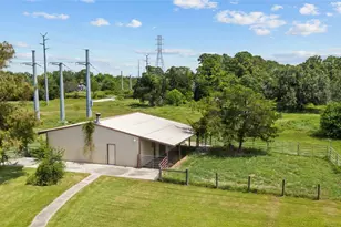 2915 Cemetery Rd, Santa Fe, TX 77517 - Photo 22