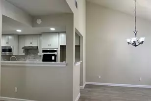 8708 Haverstock Dr, Houston, TX 77031 - Photo 6