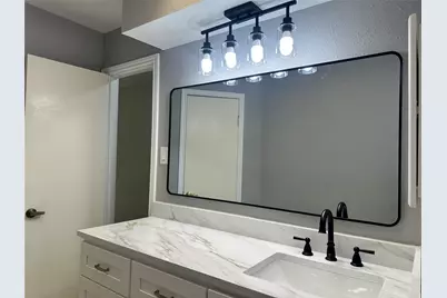 8708 Haverstock Drive, Houston, TX 77031 - Photo 18
