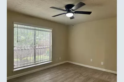 8708 Haverstock Drive, Houston, TX 77031 - Photo 10