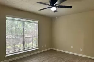 8708 Haverstock Dr, Houston, TX 77031 - Photo 10