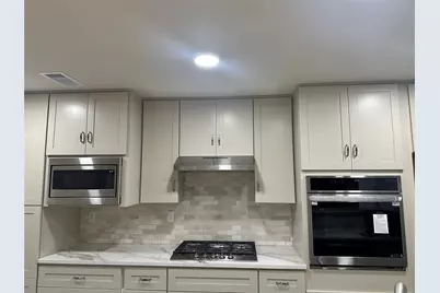 8708 Haverstock Drive, Houston, TX 77031 - Photo 8