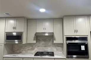 8708 Haverstock Dr, Houston, TX 77031 - Photo 8