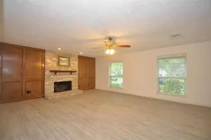 2822 River Birch Dr, Sugar Land, TX 77479 - Photo 6