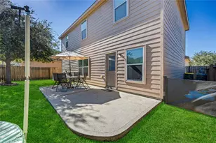 319 Falling Pine Dr, Conroe, TX 77304 - Photo 26