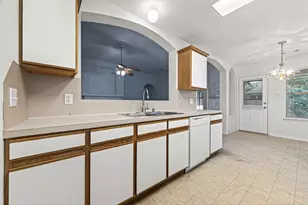 16831 Dunbar Grove Ct, Sugar Land, TX 77498 - Photo 14