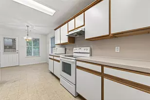 16831 Dunbar Grove Ct, Sugar Land, TX 77498 - Photo 14