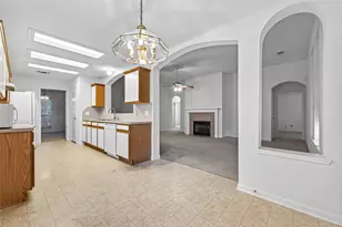 16831 Dunbar Grove Ct, Sugar Land, TX 77498 - Photo 18