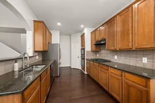 927 Spring Source Pl, Spring, TX 77373 - Photo 8