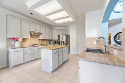 7930 Chateau Point Lane, Houston, TX 77041 - Photo 12