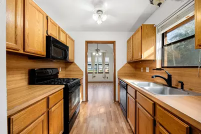 236 Pine Ridge Drive, Cleveland, TX 77327 - Photo 8