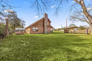 236 Pine Ridge Dr, Cleveland, TX 77327 - Photo 22