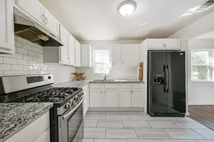 7546 Greendowns St, Houston, TX 77087 - Photo 22