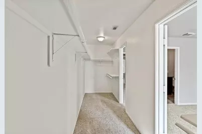 12022 Clifton Oaks Drive, Houston, TX 77099 - Photo 16