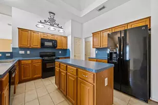 2818 Blue Jay Cir, Humble, TX 77396 - Photo 8