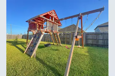 1707 Prairie Ridge Court, Angleton, TX 77515 - Photo 38