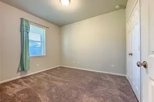 1707 Prairie Ridge Ct, Angleton, TX 77515 - Photo 36