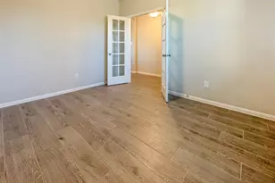 1707 Prairie Ridge Ct, Angleton, TX 77515 - Photo 6