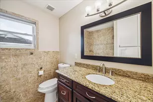 5211 W Bellfort Ave, Houston, TX 77035 - Photo 14