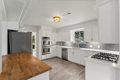 8131 Theisswood Road, Spring, TX 77379 - Photo 10