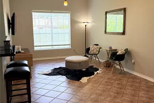 3230 W Meadow Ln, Dickinson, TX 77539 - Photo 10