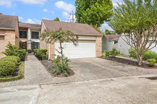 9322 Briar Forest Dr, Houston, TX 77063 - Photo 2