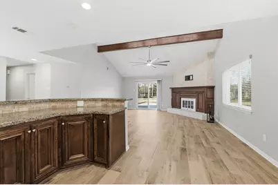 18003 Country Place Drive, Conroe, TX 77302 - Photo 6