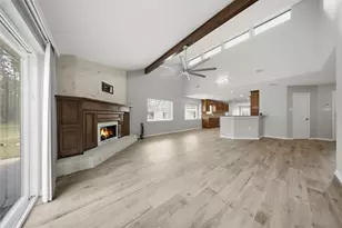 18003 Country Pl Dr, Conroe, TX 77302 - Photo 4