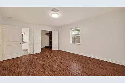 8522 Westview Drive, Houston, TX 77055 - Photo 14