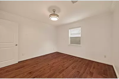 8522 Westview Drive, Houston, TX 77055 - Photo 18