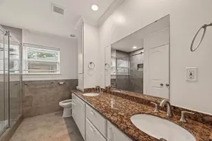 8522 Westview Dr, Houston, TX 77055 - Photo 12