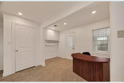 8522 Westview Drive, Houston, TX 77055 - Photo 8