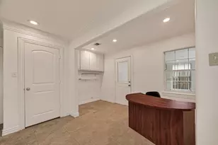 8522 Westview Dr, Houston, TX 77055 - Photo 8