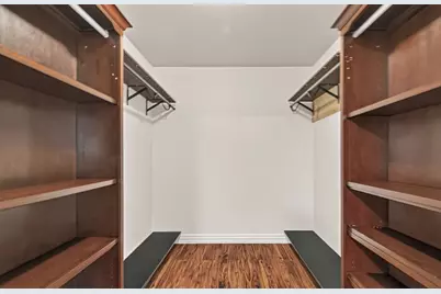 8522 Westview Drive, Houston, TX 77055 - Photo 16