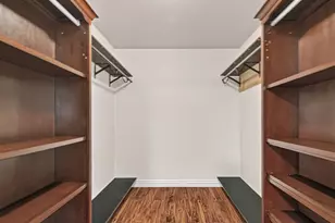 8522 Westview Dr, Houston, TX 77055 - Photo 16