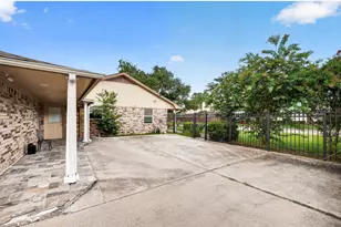 8522 Westview Dr, Houston, TX 77055 - Photo 30