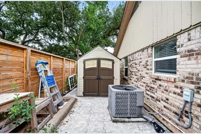 8522 Westview Drive, Houston, TX 77055 - Photo 34
