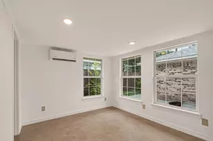 8522 Westview Dr, Houston, TX 77055 - Photo 16