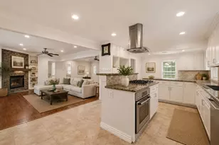 8522 Westview Dr, Houston, TX 77055 - Photo 1