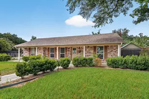 8522 Westview Dr, Houston, TX 77055 - Photo 8