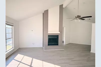 8203 Lone Quail Drive, Houston, TX 77489 - Photo 2