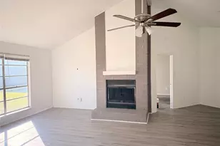 8203 Lone Quail Dr, Houston, TX 77489 - Photo 4