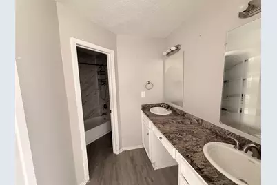 8203 Lone Quail Drive, Houston, TX 77489 - Photo 4