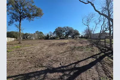 414 Gordy Road, Bacliff, TX 77518 - Photo 6